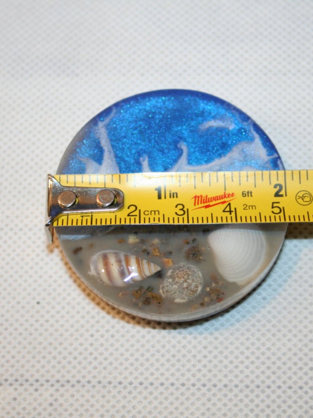 Beach Lover Gift Resin Magnet Ocean Scene Sand Shells Coastal Decor 2" Round - Picture 5 of 5